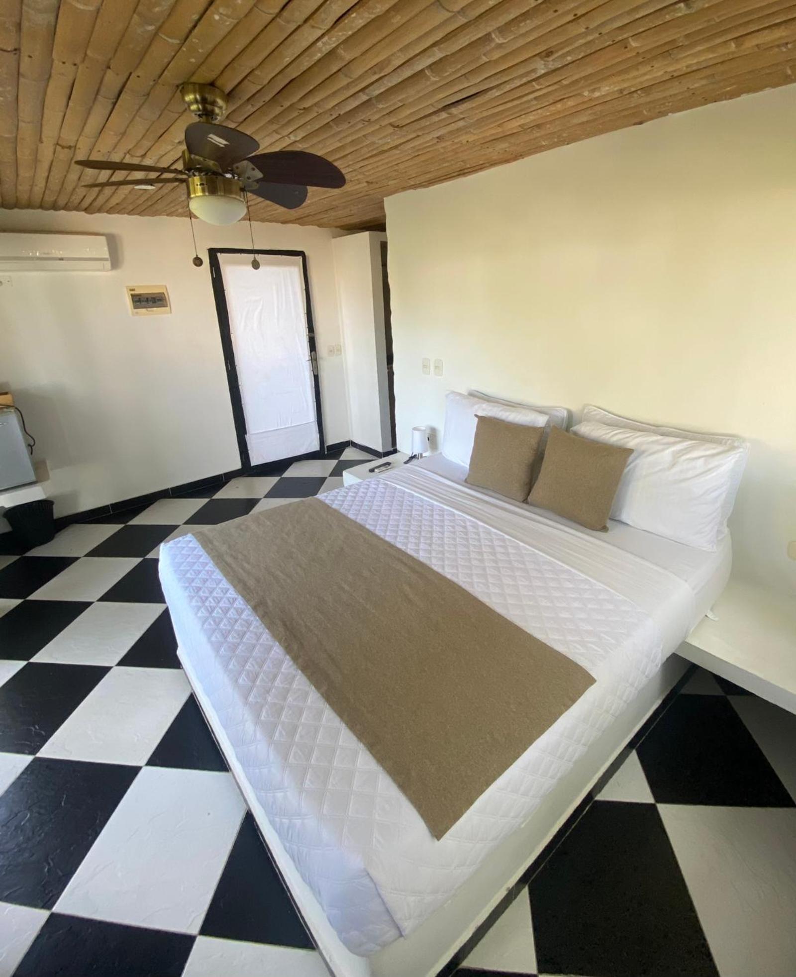 Akela Gaira Hotel Santa Marta  Extérieur photo